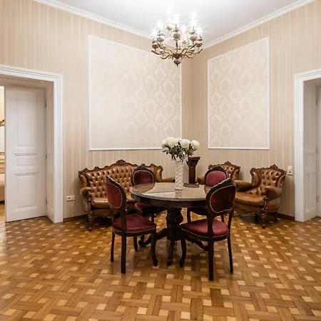 3 Bedrooms Royal Italian Style In An Austrian Building, Parking, Balcony Apartment Lviv