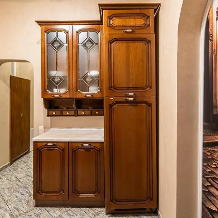 Apartment 3 Bedrooms Royal Italian Style In An Austrian Building, Parking, Balcony *