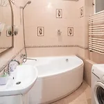Апартаменти 3 Bedrooms Royal Italian Style In An Austrian Building, Parking, Balcony