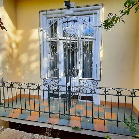 Appartement 3 Bedrooms Royal Italian Style In An Austrian Building, Parking, Balcony Lviv